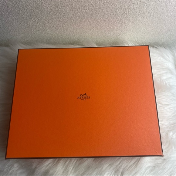 Hermes Aloha Sandals in Noir Size 40/US 10 - Picture 9 of 12